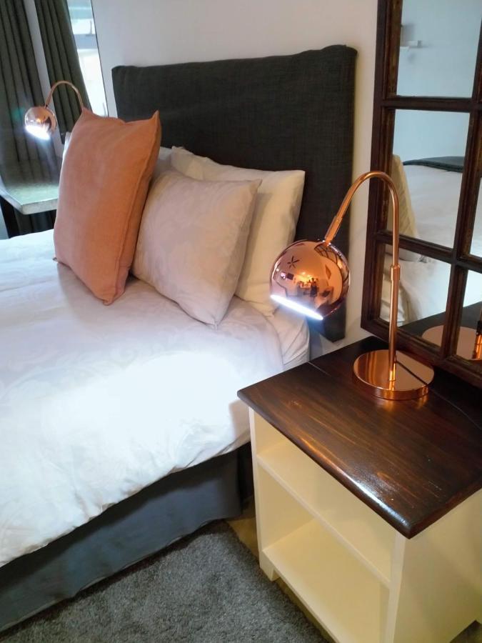 The Oak Treehouse Bnb Queenstown Exterior foto